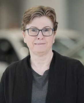 Helen Radin Warranty Admin/ Internal Advisor