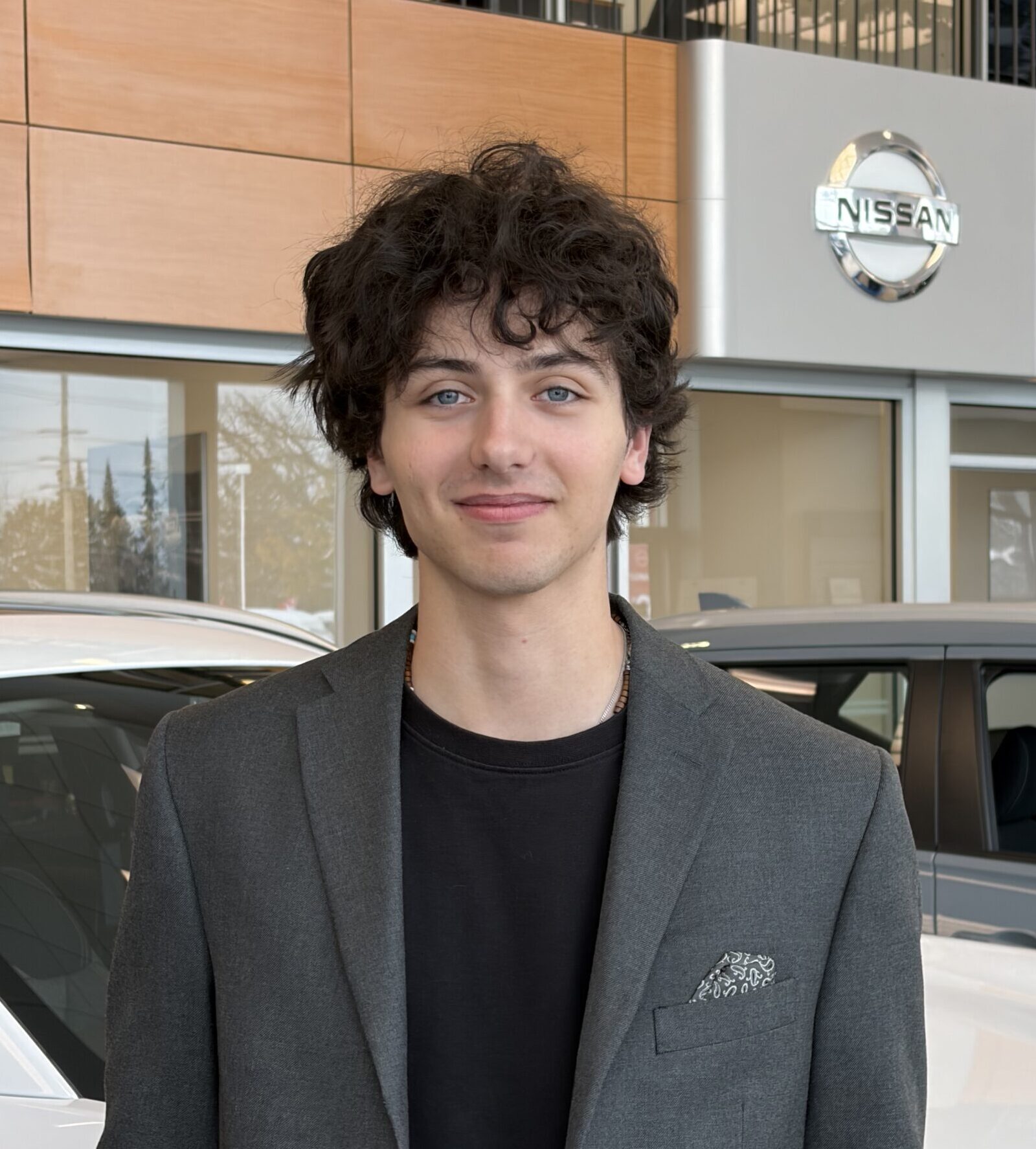 ZACHARY SYRETT Sales & Leasing Consultant